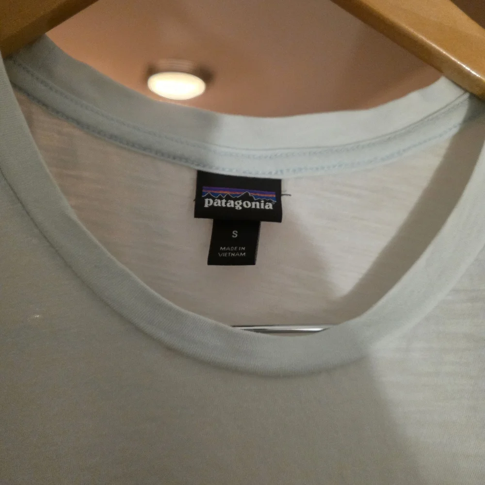 Patagonia Womens Pocket Tee - Picture 3 of 4